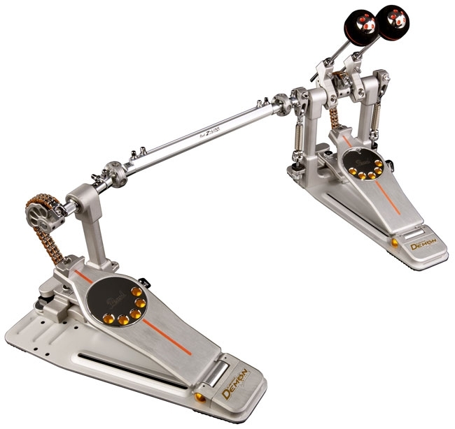 Pearl P-3002C Eliminator Demon Chain Drive Double Bass Drum Pedal