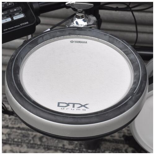 Image 8 - Yamaha Dtx582k Electronic Drum Kit With Pedal And Throne *2nd Hand*