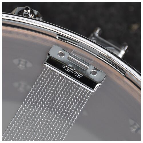 Image 6 - Ludwig 14" x 6.5" Universal Walnut Snare Drum