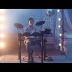 Video thumbnail 1 - Yamaha DTX452 Electronic Drum Kit